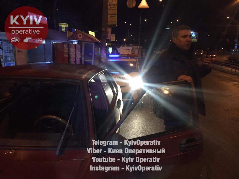 В столице бывший подполковник МВС влетел в отбойник (Фото) (Видео)