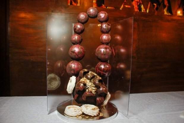 В ресторане киевской области приготовили шоколадный символ Евровидения (Фото)