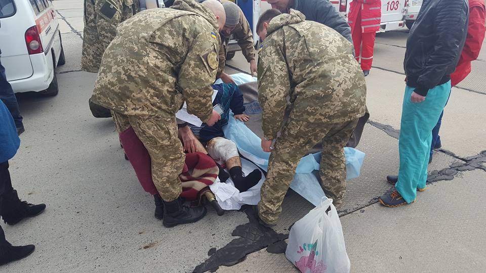 В Одессу прибыл самолёт с несколькими десятками ранеными на борту (фото)