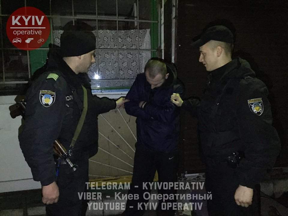 В Киеве задержали грабителя МАФов (Фото) (Видео)
