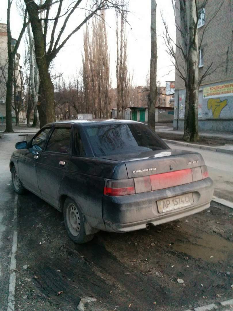 Водителям Запорожья правила парковки не писаны (фото)