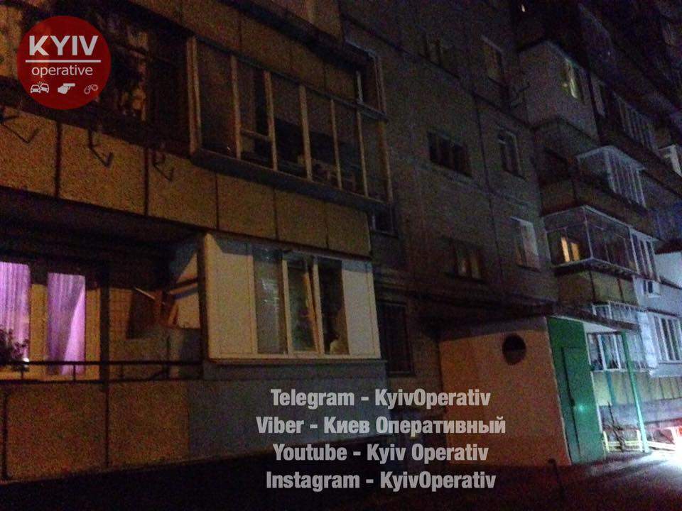 В Киеве с ножом напали на сотрудницу телеканала "112"