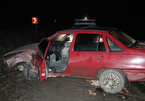 На трассе Житомир-Черновцы произошло тройное ДТП: пострадали четыре человека (фото)