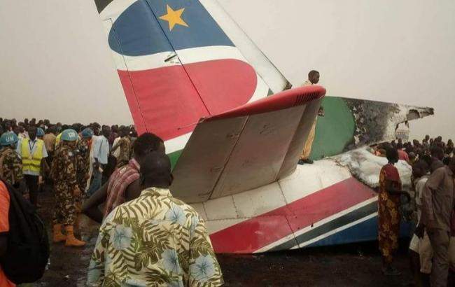 В результате крушения пассажирского лайнера в Судане все остались живы
