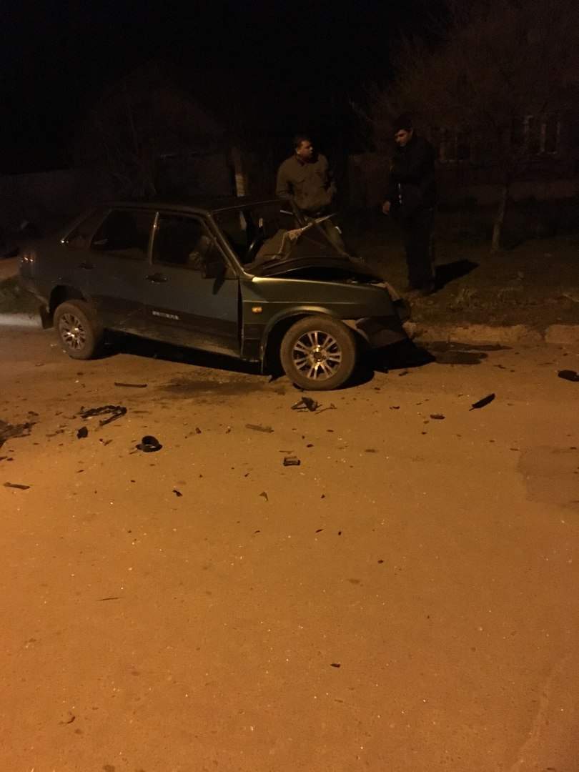 В Одесской области BMW на высокой скорости влетел в автомобиль "Лада", есть пострадавшие (Фото) 