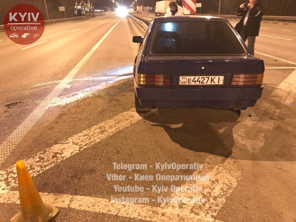 На Житомирской трассе произошло ДТП с пострадавшими (фото, видео)