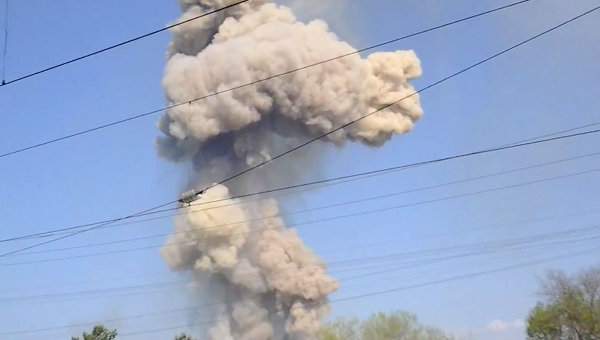 В сети опубликовали подборку моментов самых мощных взрывов в Балаклее (Видео)