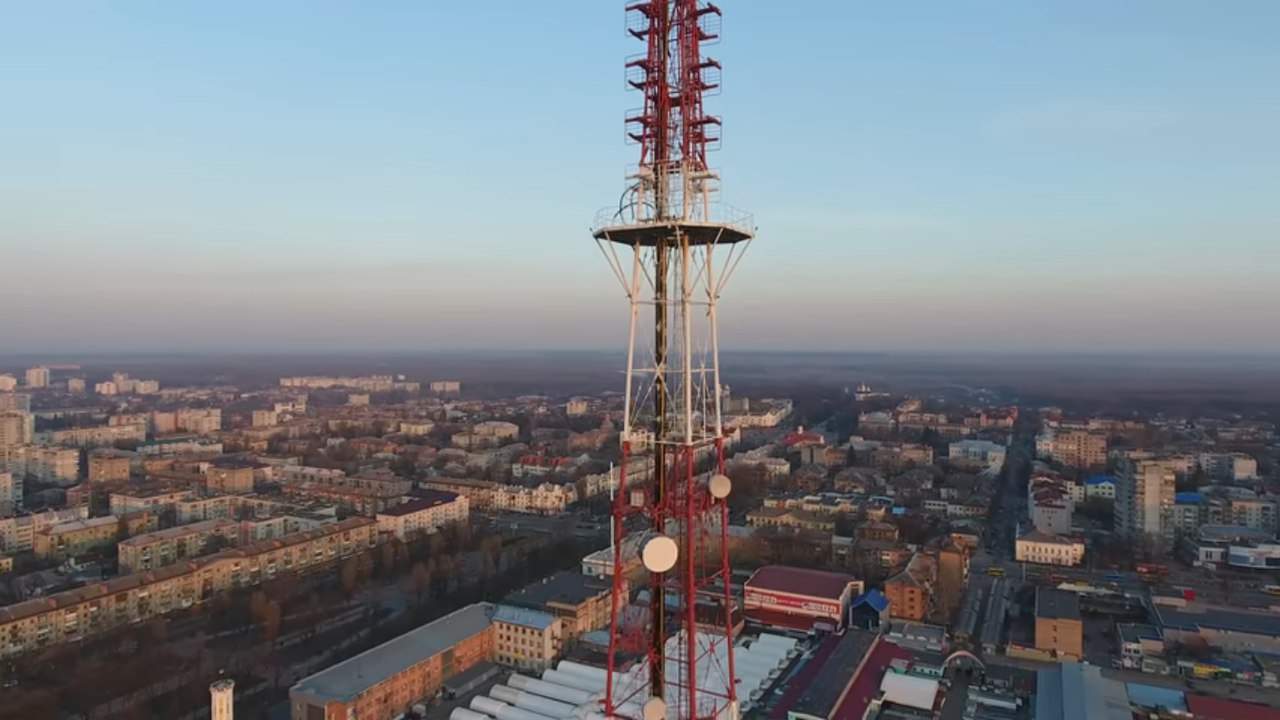 Самое высокое сооружение Чернигова засняли с высоты (видео)