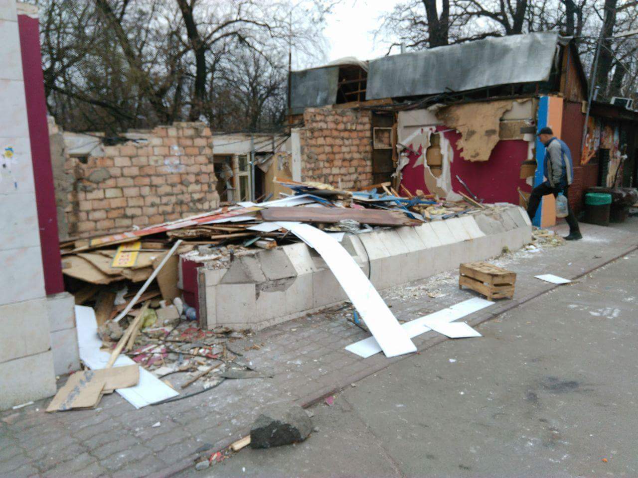 Фотофакт: в Киеве прошел очередной демонтаж МАФов