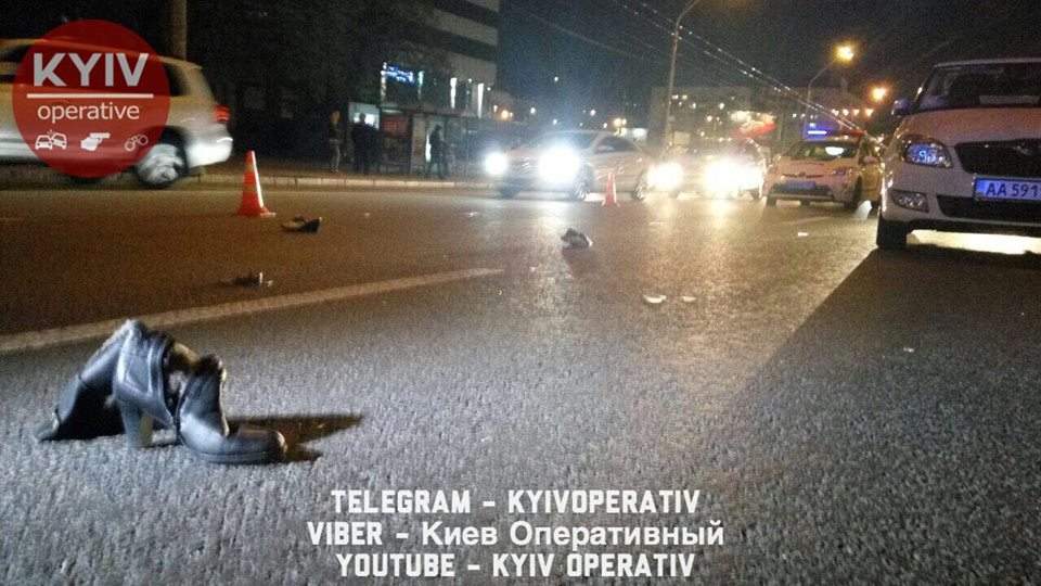 В Киеве под колеса авто попала пешеход-нарушитель (Фото) 