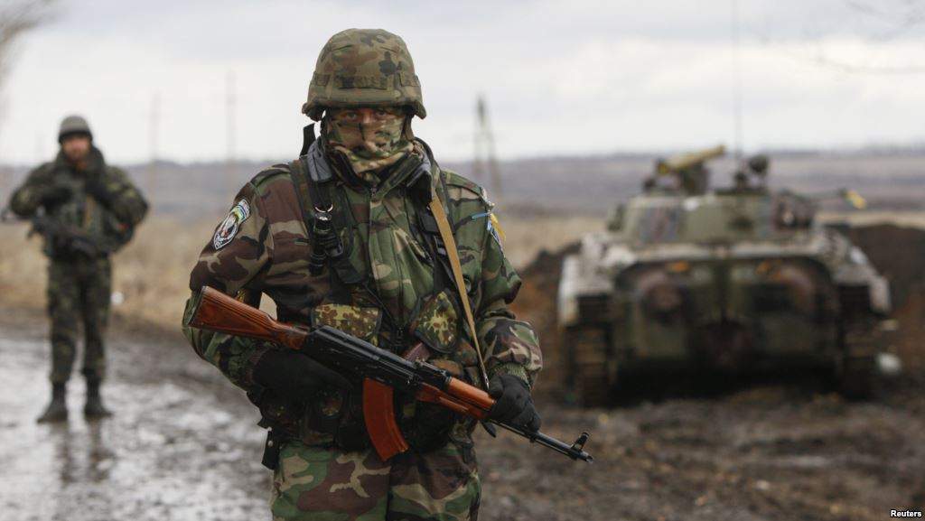Сутки в АТО: ранено 4 украинских военных 