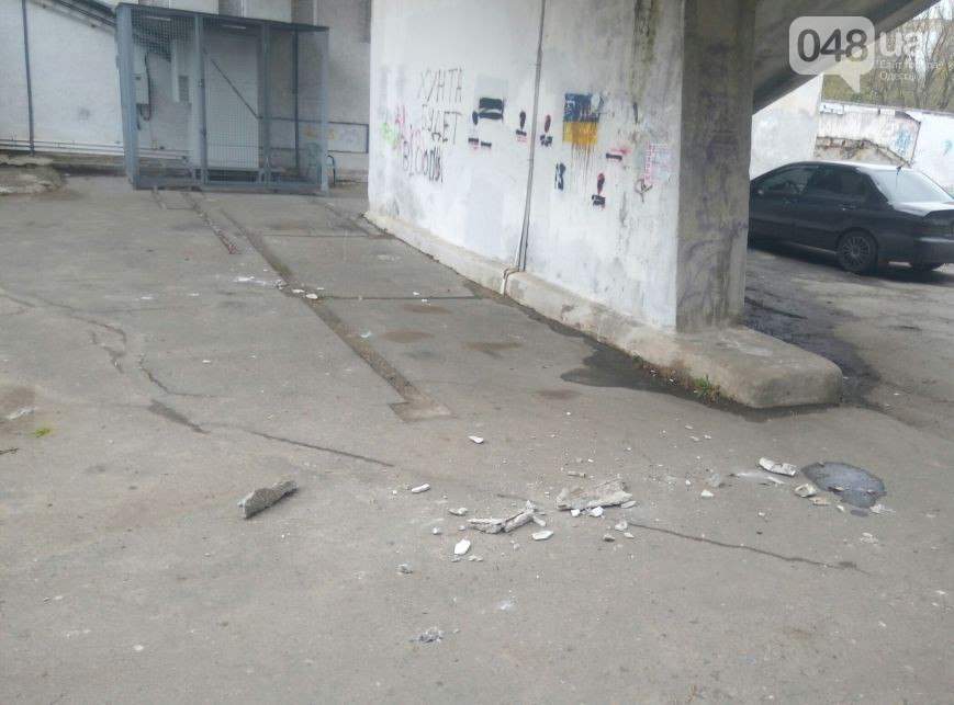 В Одессе разваливается кинотеатр (Фото)