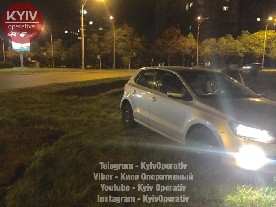 В Киеве мобильный телефон стал причиной ДТП (Фото)
