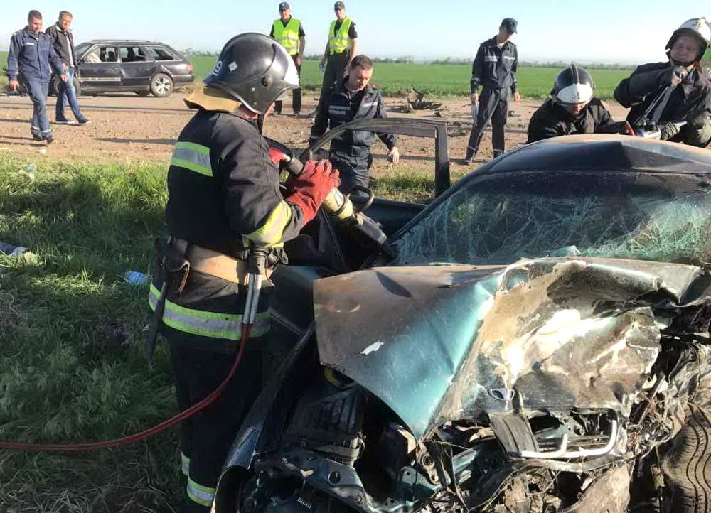На автодороге "Одесса-Мелитополь" произошла смертельная авария (фото)