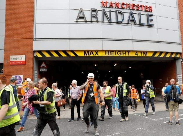 Как на иголках: Манчестер напугал очередной взрыв (Фото) 