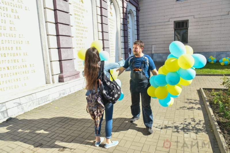 Праздник завершился: в Одессе разобрали символическую инсталляцию (фото)