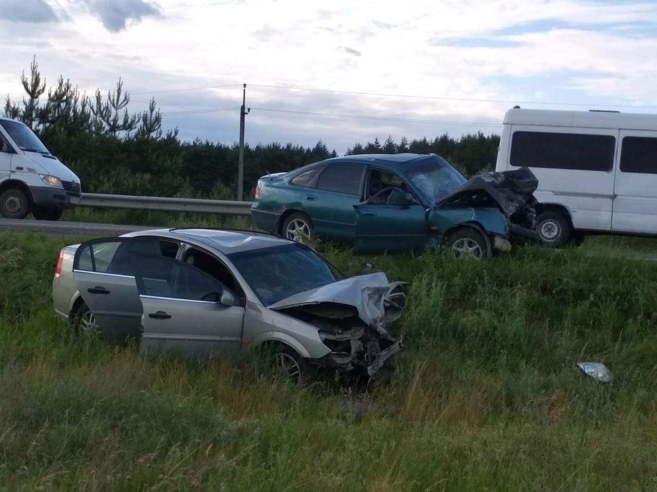 На автодороге Львов — Шегини произошло ДТП: есть пострадавшие (фото)