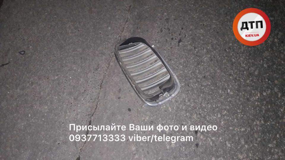 «Кто виноват и что делать»:  в Киеве на Окружной женщина-пешеход угодила под колёса БМВ (фото)