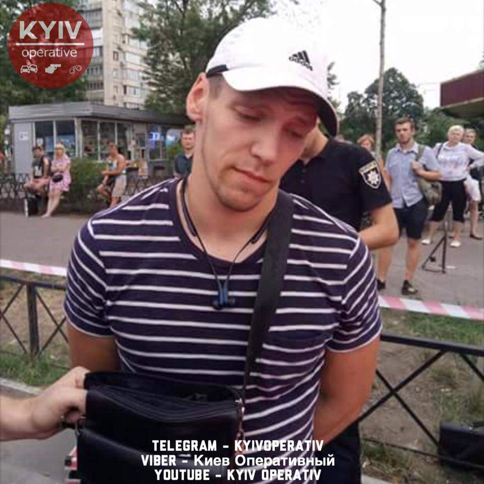 В Киеве с поличным задержали автоугонщика (фото)