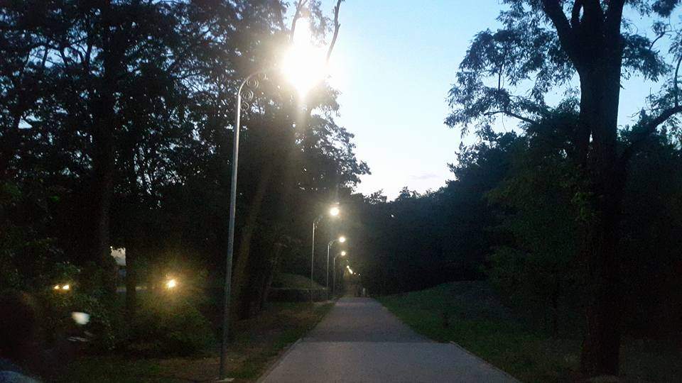 В Черкассах осветили парк за 1 миллион гривен (фото)
