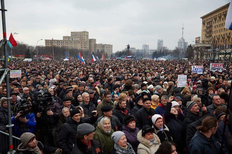 Добкин показал фото с митинга 2014 года в Харькове (Фото)