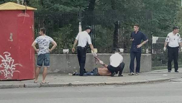 В Николаеве  задержан мужчина, который бежал по городу весь в крови