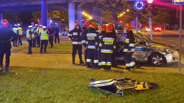 Инцидент с генсеком: в Польше авто из кортежа Йеса Столтенберга наехало на пешехода