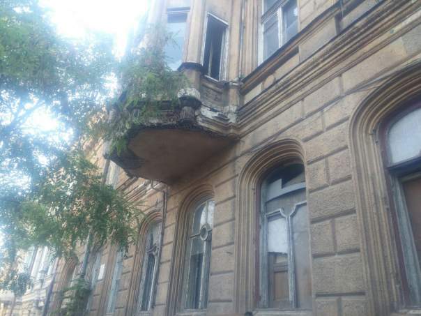 Одесситы показали разрушенный Дом Гоголя (Фото)