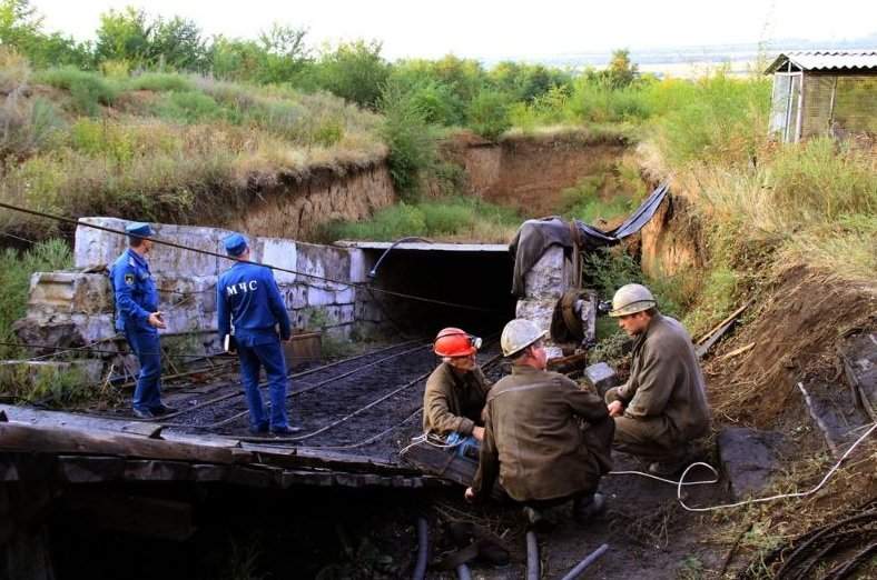 Пропавшие после подъёма вод на донецкой шахте горняки найдены мёртвыми (фото)