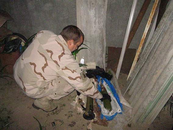 В Черниговской области правоохранители изъяли боеприпасы у местного жителя (фото)