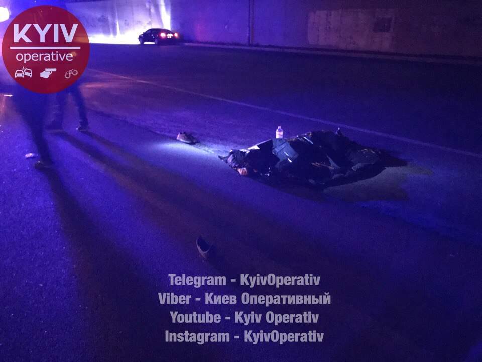 «Легкомыслие ценою в жизнь»: в Киеве велосипедист-нарушитель погиб под колёсами Volkswagen (фото)