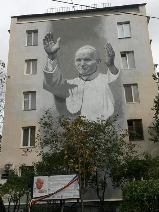В Киеве состоялось открытие мурала в честь понтифика Иоанна Павла II (фото)