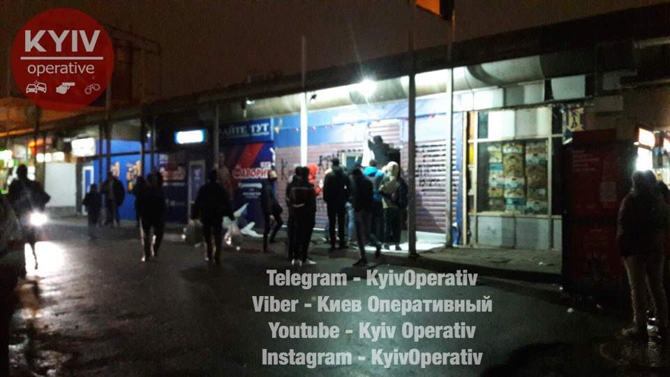В Киеве произошло нападение на развлекательное заведение (фото)