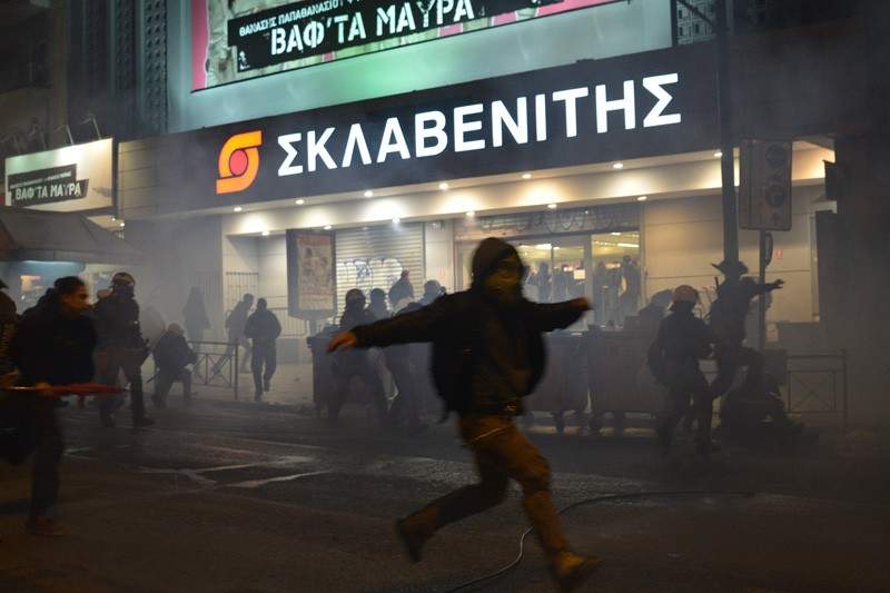 В крупных городах Греции произошли студенческие беспорядки