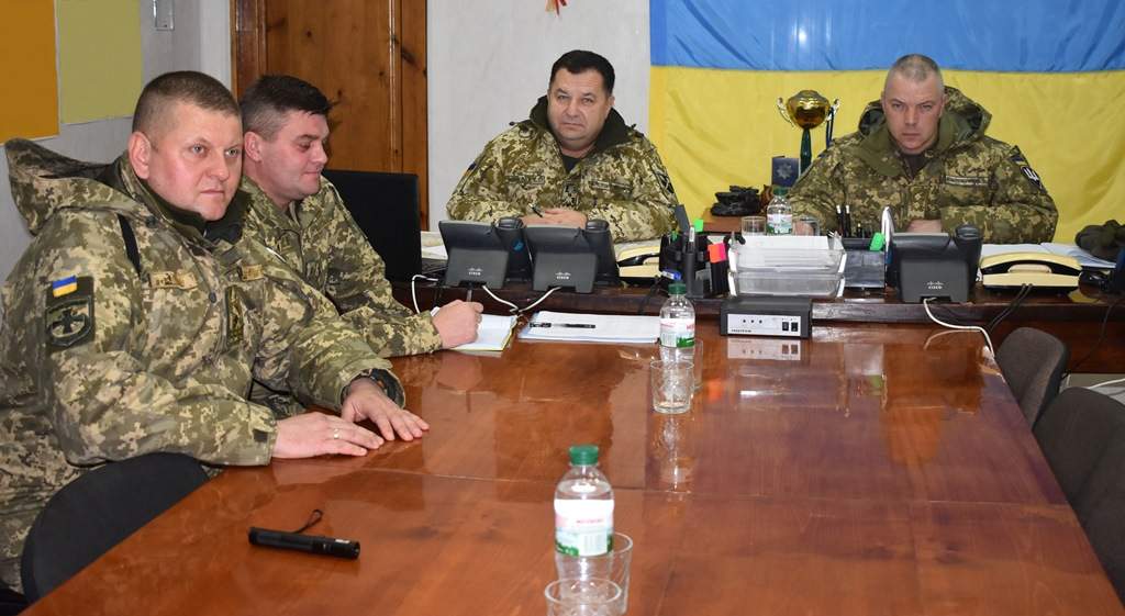 Министр обороны Украины посетил зону проведения АТО (фото, видео)