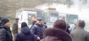 В Запорожской области на ходу вспыхнул автобус с людьми (Фото)