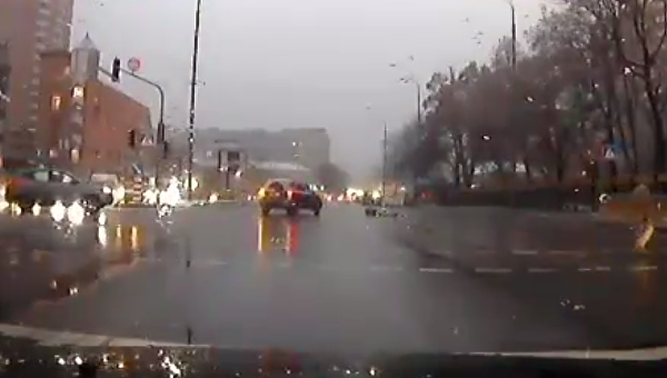 В Киеве водитель наехал на сына Вирастюка и скрылся