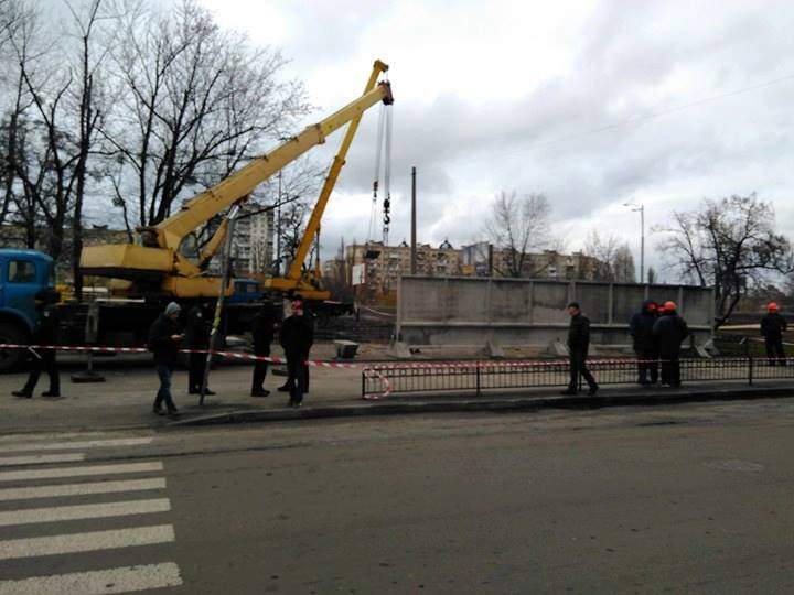 В Киеве жильцы микрорайона «Березняки» протестовали против строительства (фото)