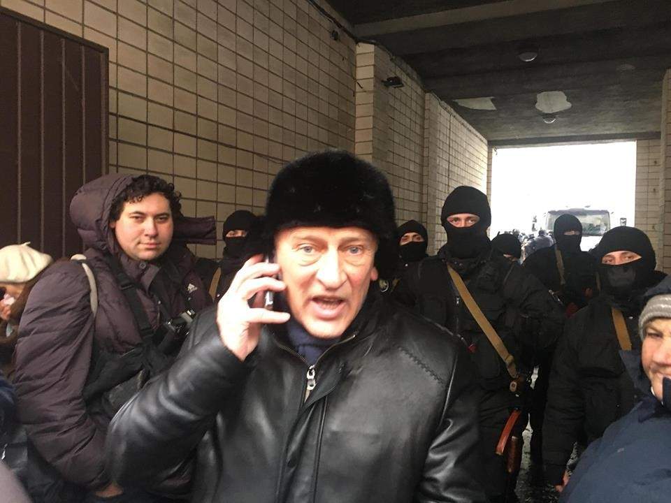 Депутат Каплин и его соратники штурмовали Министерство юстиции в Киеве (фото)