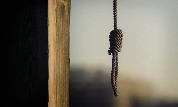 В Кременчуге два человека покончили жизнь самоубийством