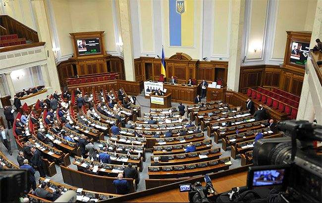 Депутаты Рады получили денежные компенсации стоимости проезда по территории Украины