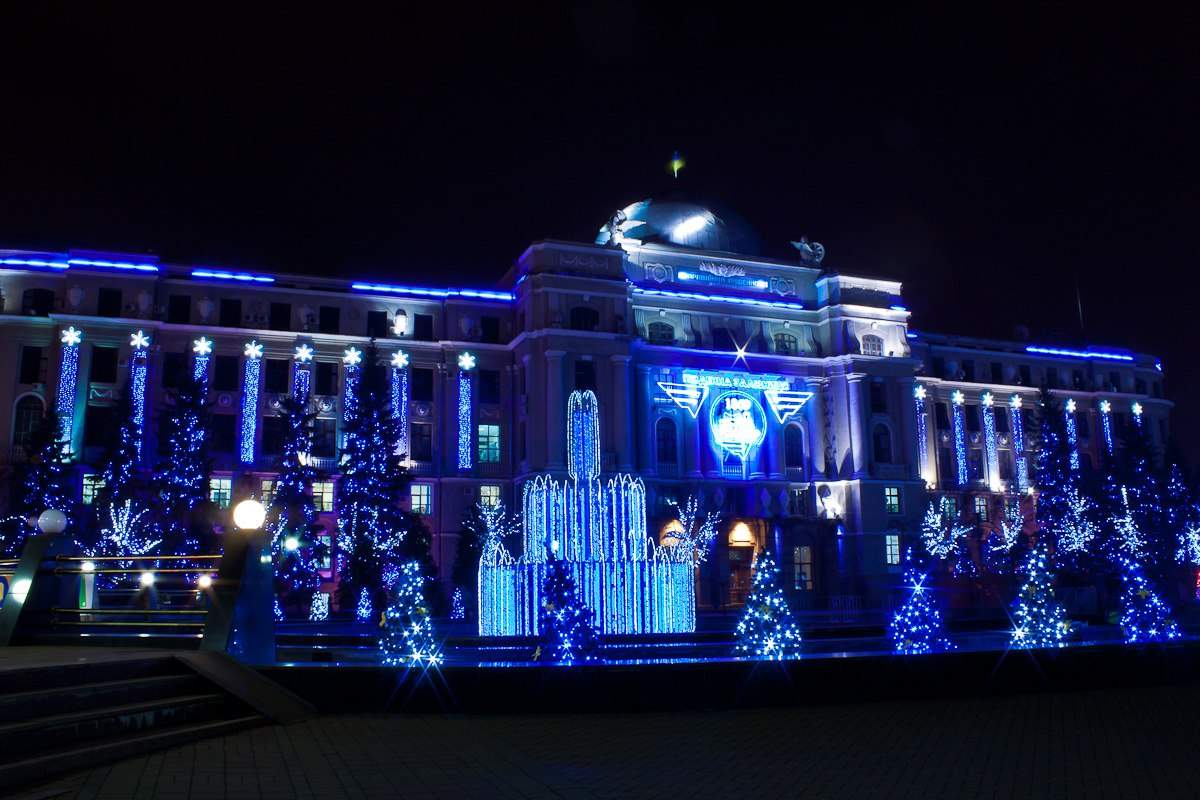 Последние дни праздничного убранства в Харькове (Фото)