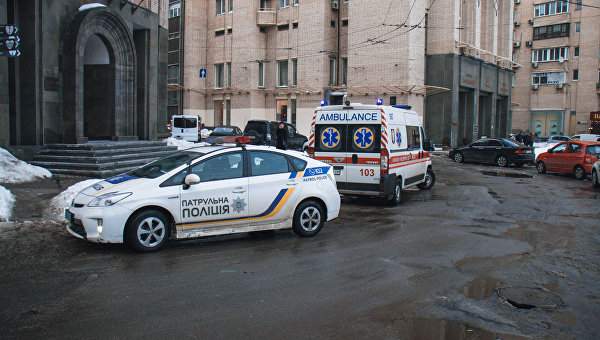 В центре Киева в туалете McDonald’s неизвестные избили двух полицейских