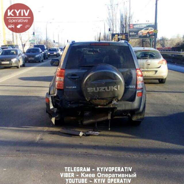 В Киеве столкнулись автомобили "Skoda" и " Suzuki" (фото)