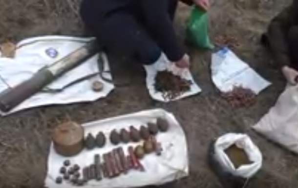 В Николаевской области на территории заброшенной шахты найден арсенал оружия
