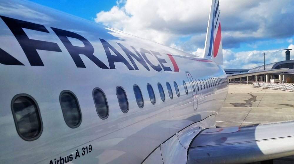 Из-за забастовки персонала авиакомпании Air France отменены около 30% рейсов