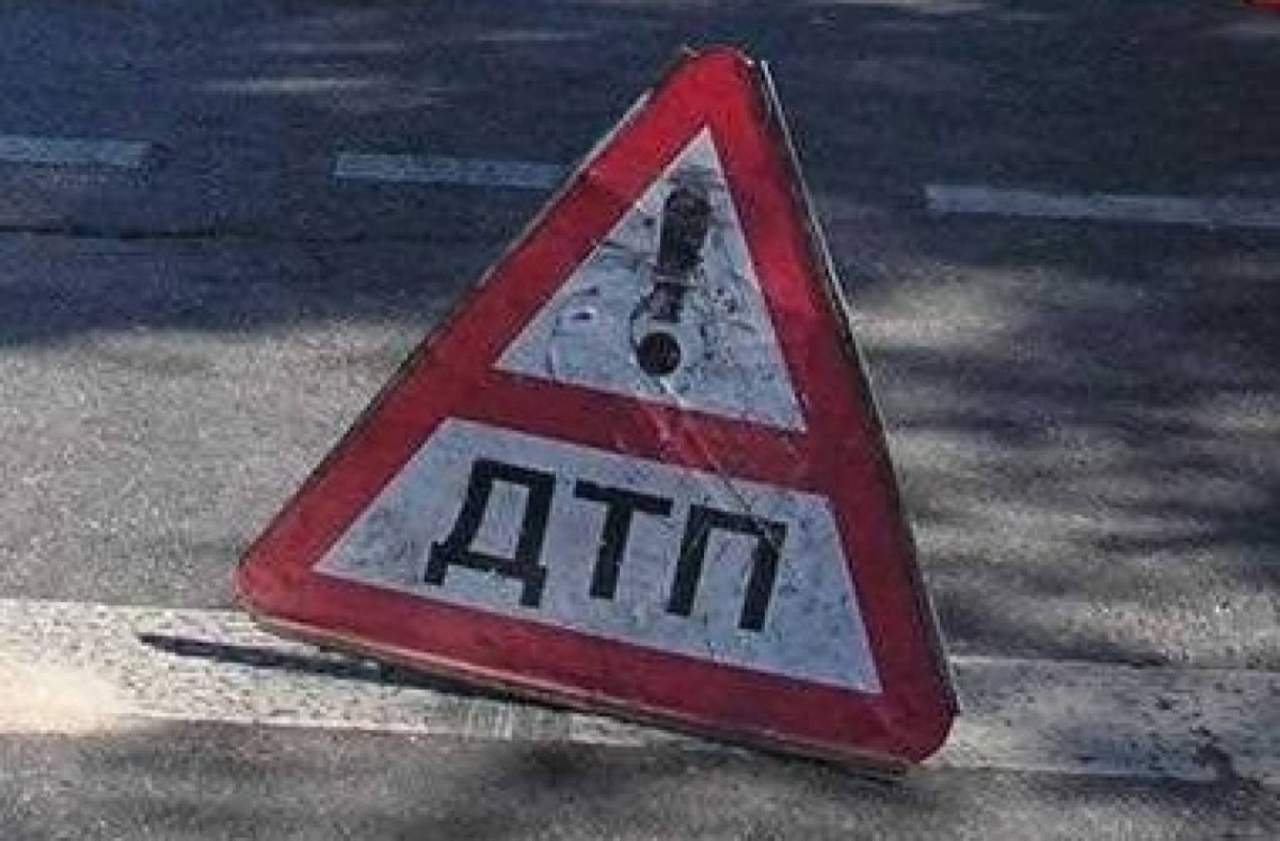 В Сумской области автомобиль насмерть сбил пешехода