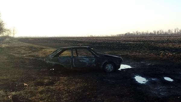 В Харьковской области во время движения вспыхнул автомобиль ЗАЗ-1102 