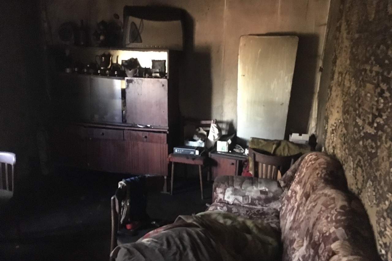 В Харьковской области горела квартира в четырехэтажном жилом доме, погибло два человека