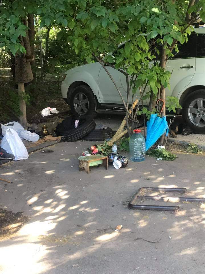 В одном из дворов Одессы живет бездомный с открытой формой туберкулеза